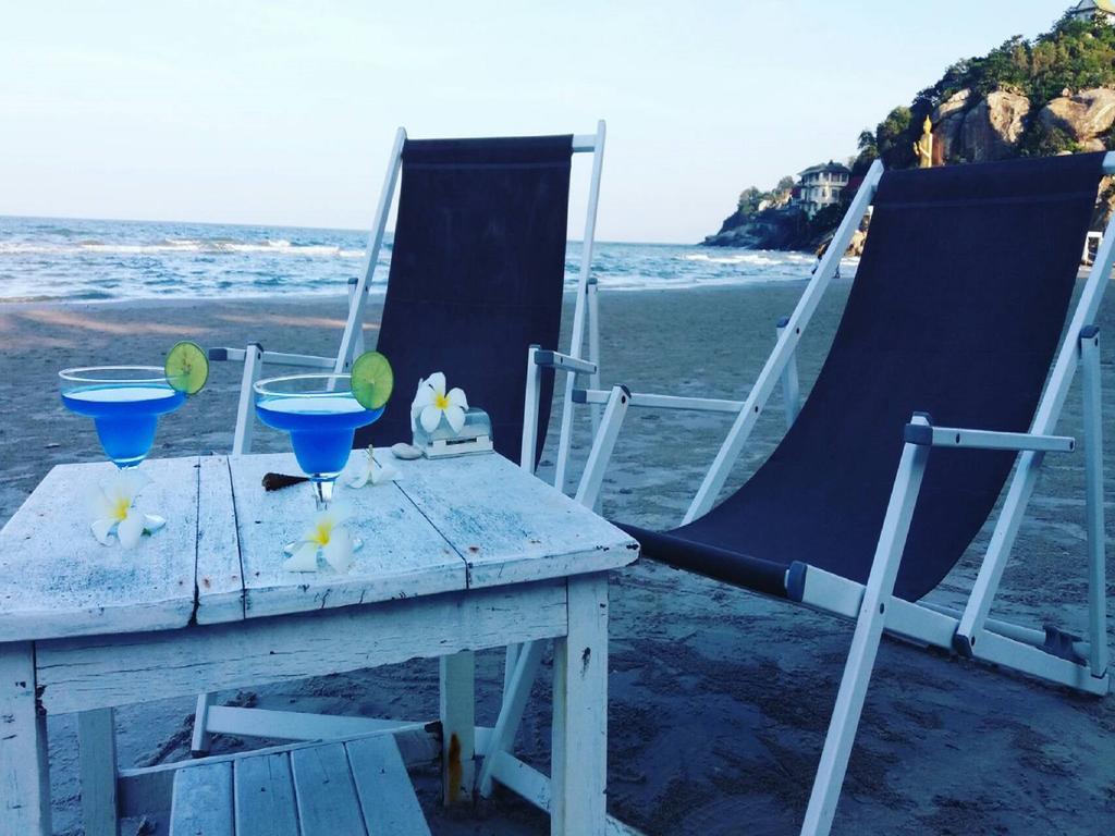 Nern Chalet Beachfront Hotel Хуа Хин Экстерьер фото
