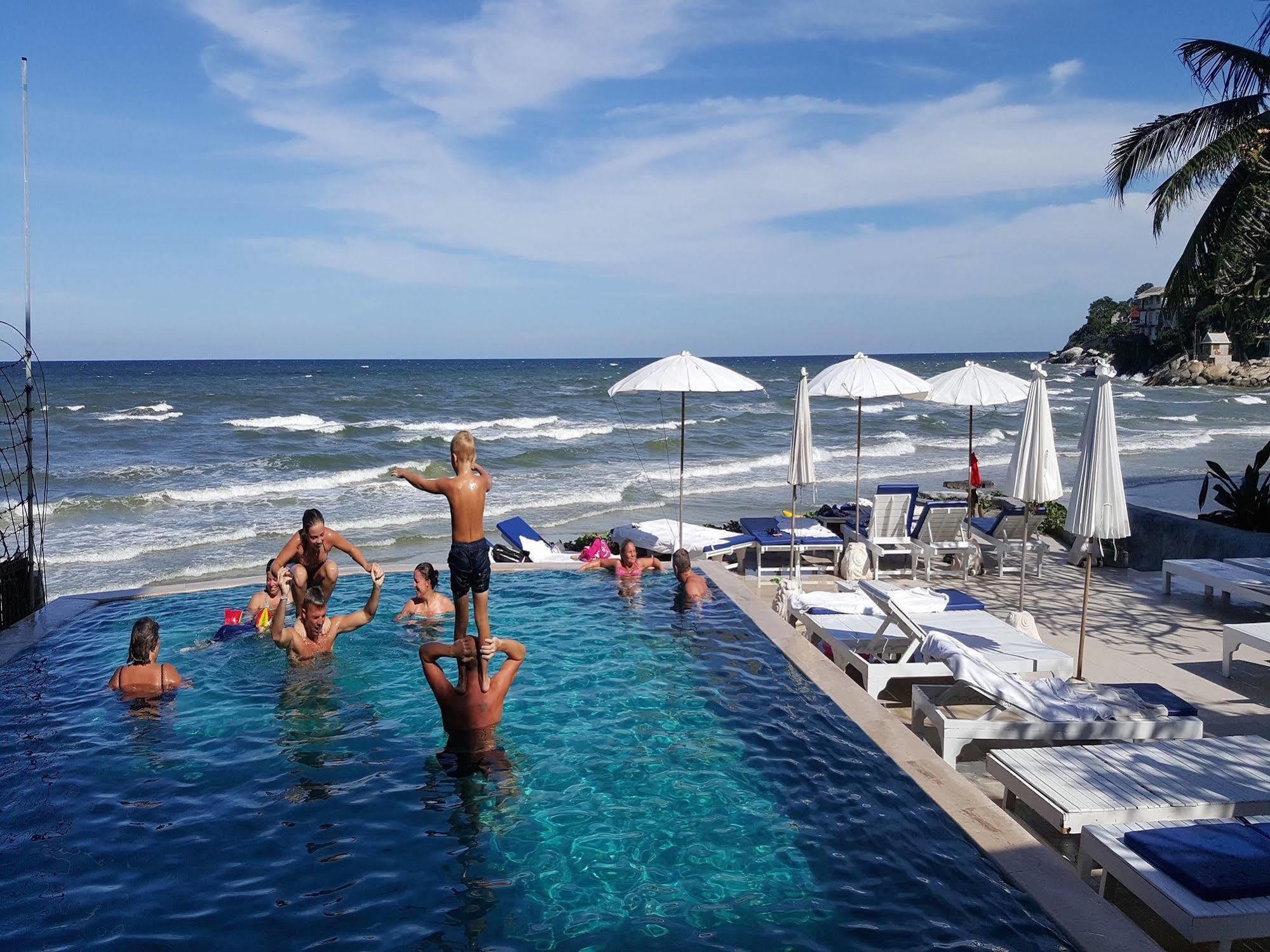 Nern Chalet Beachfront Hotel Хуа Хин Экстерьер фото