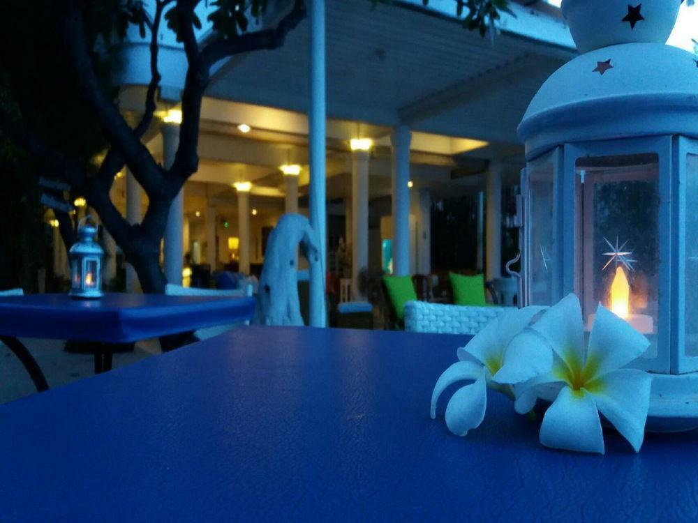 Nern Chalet Beachfront Hotel Хуа Хин Экстерьер фото